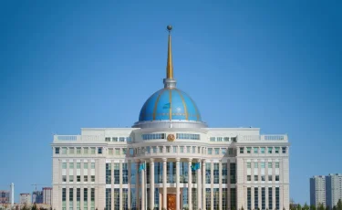 Глава государства направил поздравительную телеграмму поэтессе Марфуге Айтхоже