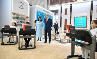 Президент ознакомился с современными подходами к развитию системы образования