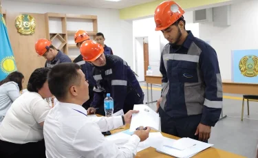 Сәтбаев қаласында кеншілер әулеті дауыс берді