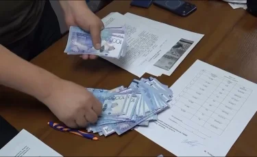 Ақмола облысында кәсіпкерден 30 миллион теңге бопсалаған күдіктілер ұсталды