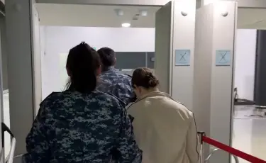 Субсидии, фиктивный скот и побег за границу: подозреваемую экстрадировали в Казахстан