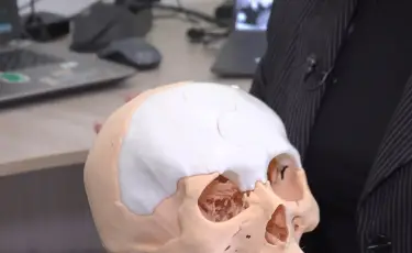 3D-протез вместо кости: врачи Алматы провели уникальную операцию