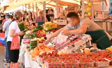Алматыда ескі базар 7300 шаршы метрлі сауда үйіне айналды
