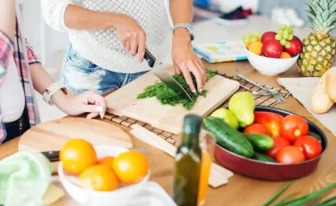 Кухонные лайфхаки, которые помогут готовить проще
