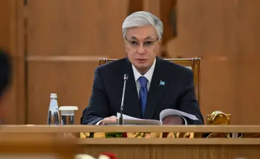 Касым-Жомарт Токаев и Тхонглун Сисулит провели переговоры в расширенном составе