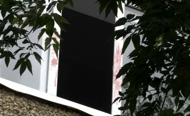 Павлодарда 4 жастағы бала сегізінші қабаттан  құлап кетті