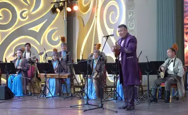 Сарыарқа сарыны Алматыда: ұлытаулық өнерпаздар қала тұрғындарына концерт берді