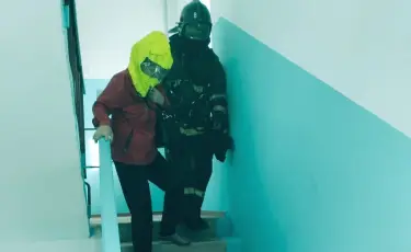 Өскеменде құтқарушылар өрттен 15 адамды эвакуациялады