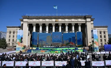 Ne Prosto Orchestra Алматыда Қала күніне арналған мерекелік концертте өнер көрсетеді