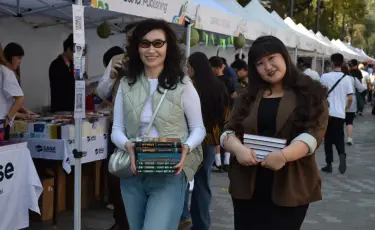 «КітапFest»: в Алматы стартовала книжная ярмарка, объединившая литературу и читателей