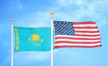 Президент Дональд Трамп Қасым-Жомарт Тоқаевты Республика күнімен құттықтады