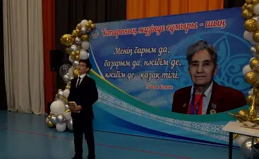 Менің барым да, кәсібім де – қазақ тілі: Асылы Осман оқушылармен кездесті
