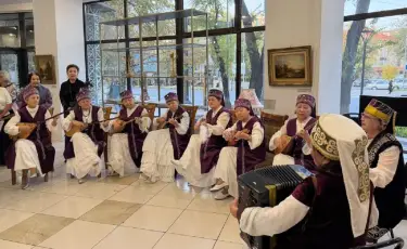 Алматыда «Қазақстан күміс жастағы жандардың көзімен» көрмесі ашылды