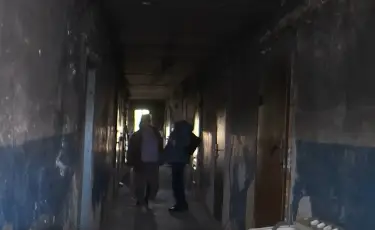 Четыре пожара за две недели: жители общежития в Актобе боятся нового возгорания