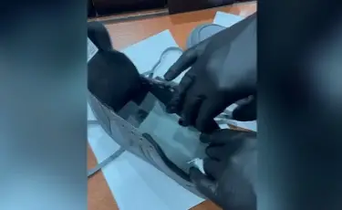 Спрятали в обуви: в СИЗО пресекли попытку передачи телефона