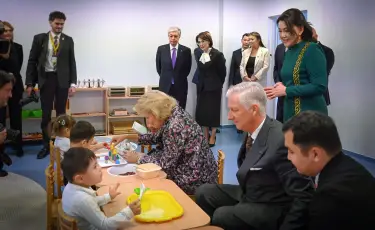 Глава государства с Королем и Королевой бельгийцев посетили Национальный центр детской реабилитации