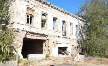 Қараусыз қалған тарих: Атыраудағы 100 жылдық ғимаратты қалпына келтіруге қаржы жетпей отыр