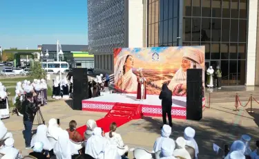 Ақ жаулықтан ақ кимешекке дейін: Қызылордада Республика күніне орай фестиваль өтті
