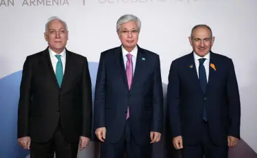 Глава государства принял участие в открытии Саммита лидеров по вопросам биоразнообразия