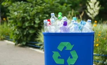 В Казахстане расширяется сеть фандоматов для сбора пластиковых бутылок и алюминиевых банок