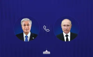 Глава государства провел телефонный разговор с Президентом России