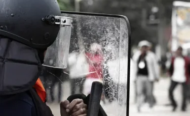 Во Франции вспыхнули протесты школьников и студентов