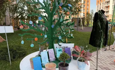 Участники экоакции в Алматы собрали около 200 кг вторсырья