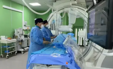 Врачи в Алматы восстановили кровоток в ноге пациента с угрозой ампутации