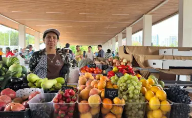 Свежие продукты и товары местных производителей: как пройдут ярмарки в Алматы