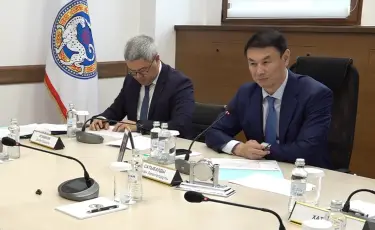 Дархан Сатыбалды провел личный прием жителей Алматы