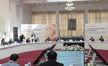 Пять томов о великом акыне: в Алматы представили новое издание «Жамбылтану»