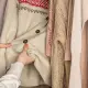 Причины появления затхлого запаха в шкафу и решения для свежести одежды
