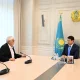 Алматы әкімі Мемлекет басшысының атынан Қазақстанның халық артисі Әлібек Дінішевті 75 жасқа толған мерейтойымен құттықтады