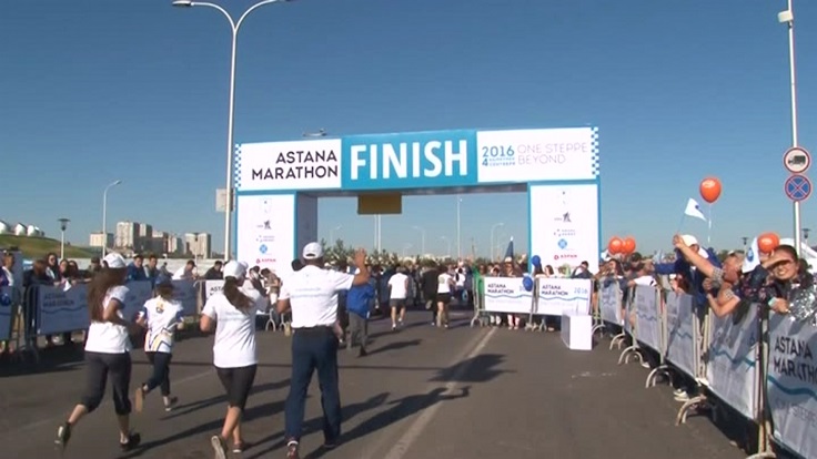 Астана марафонында Мәсімов пен Жақсыбеков жүгіруден алдына жан салмады