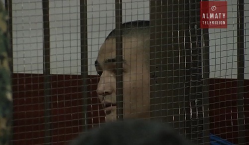 Обвиняемого в теракте Руслана Кулекбаева выгнали из зала суда 