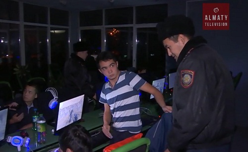 Полицейские Алматы провели рейды в компьютерных клубах