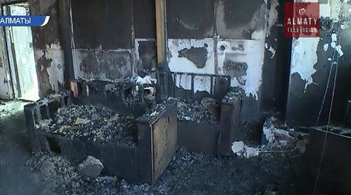 Семьи погибших при пожаре в здании около "Алматы Тауэрс" получат по 3 миллиона тенге