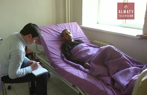 В Алматы мужчина, потерявший память, нашел своих родных