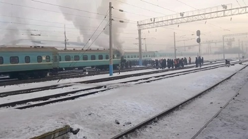 Алматы-2 теміржол вокзалында жолаушылар вагоны өртенді