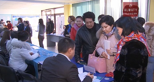 В Центре занятости Алматы прошла ярмарка вакансий для женщин