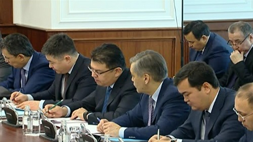 Премьер-министр Казахстана распорядился создать спецкомиссию о контроле бюджетных денег