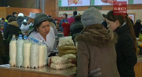 В Алматы открылся рынок, где торгуют без посредников