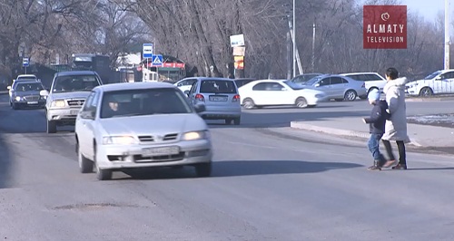 В Алматы задержали водителя, сбившего насмерть 7-летнюю школьницу