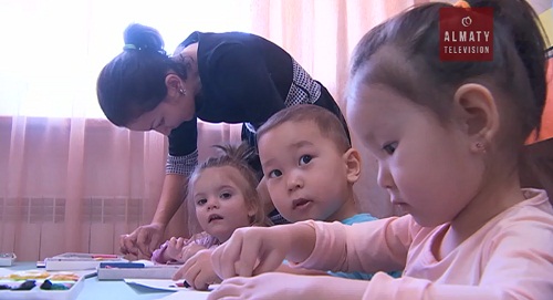 В Алматы внедряется система единой электронной очереди в детсады
