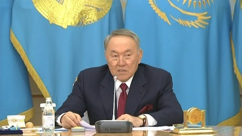 В Акорде Нурсултан Назарбаев поздравил  лучших женщин страны