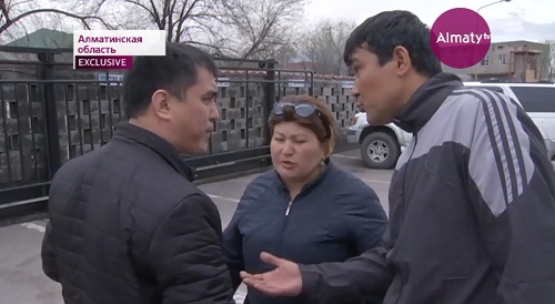 Семья из Алматинской области пытается разобраться в причинах смерти своей новорожденной дочери
