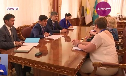 Аким Алматы провел рабочую встречу с представителем ВОЗ