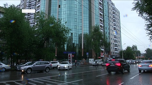 Грабители атаковали один из банков в Алматы