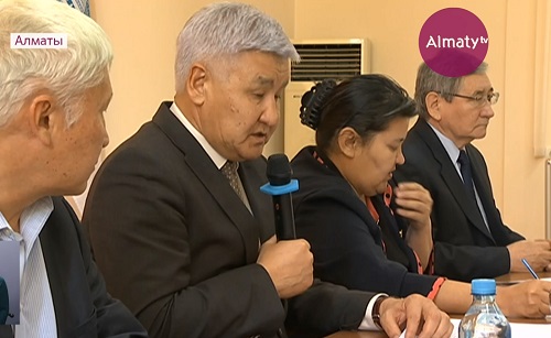 На встрече в Архиве президента Казахстана обсудили переход на латинскую графику 