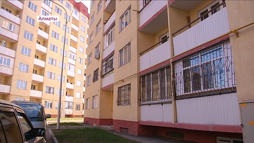 Алматының «Жас Қанат» ықшам ауданынан тағы да 826 пәтердің кілті табысталмақ
